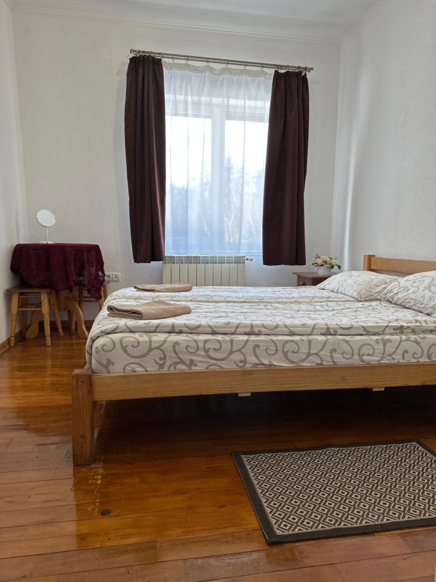 Гранд Хостел TTchernivtsi Extérieur photo
