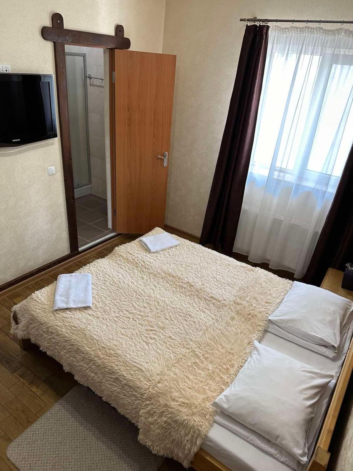 Гранд Хостел TTchernivtsi Extérieur photo