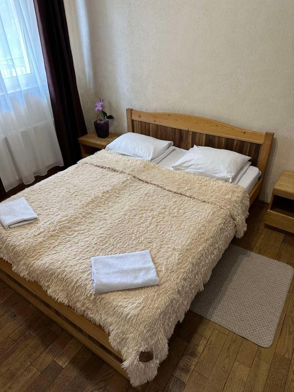 Гранд Хостел TTchernivtsi Extérieur photo