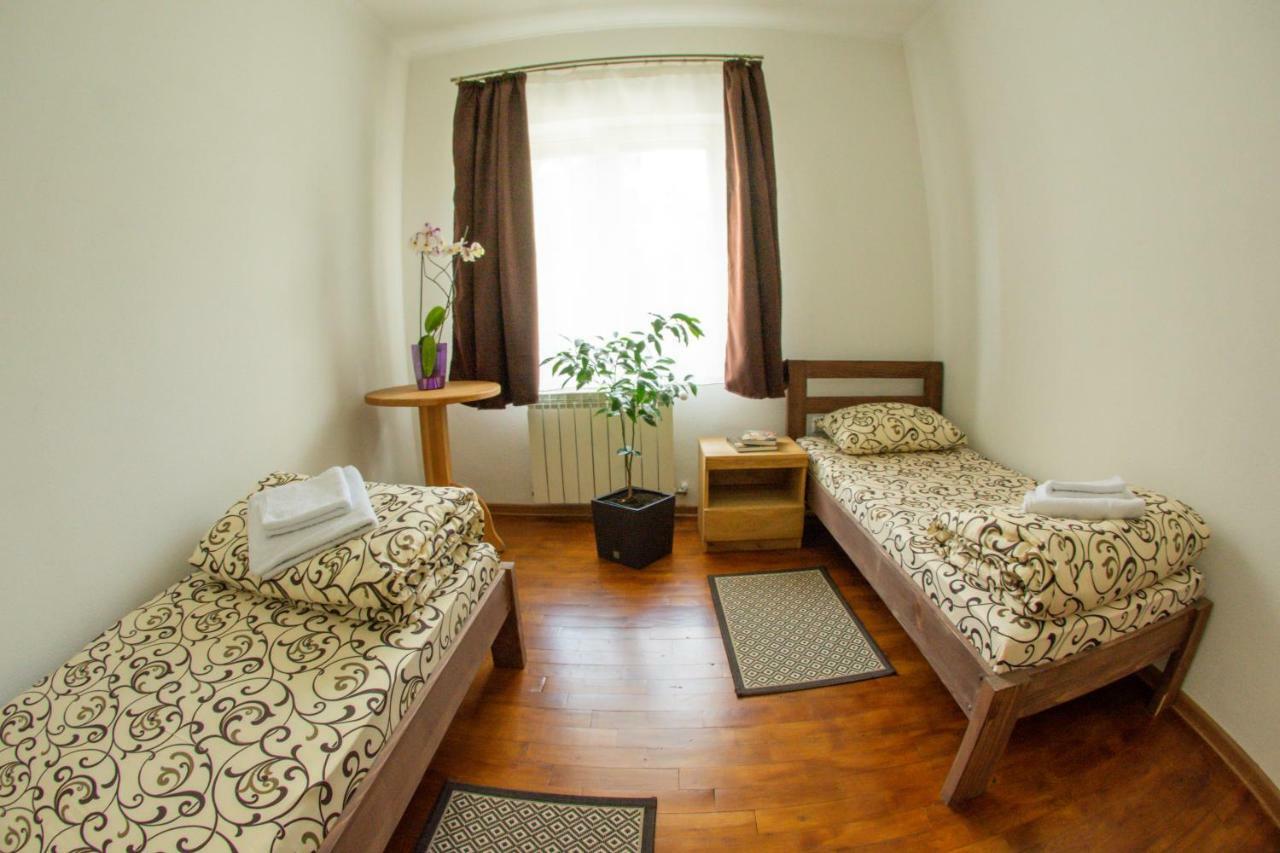 Гранд Хостел TTchernivtsi Extérieur photo